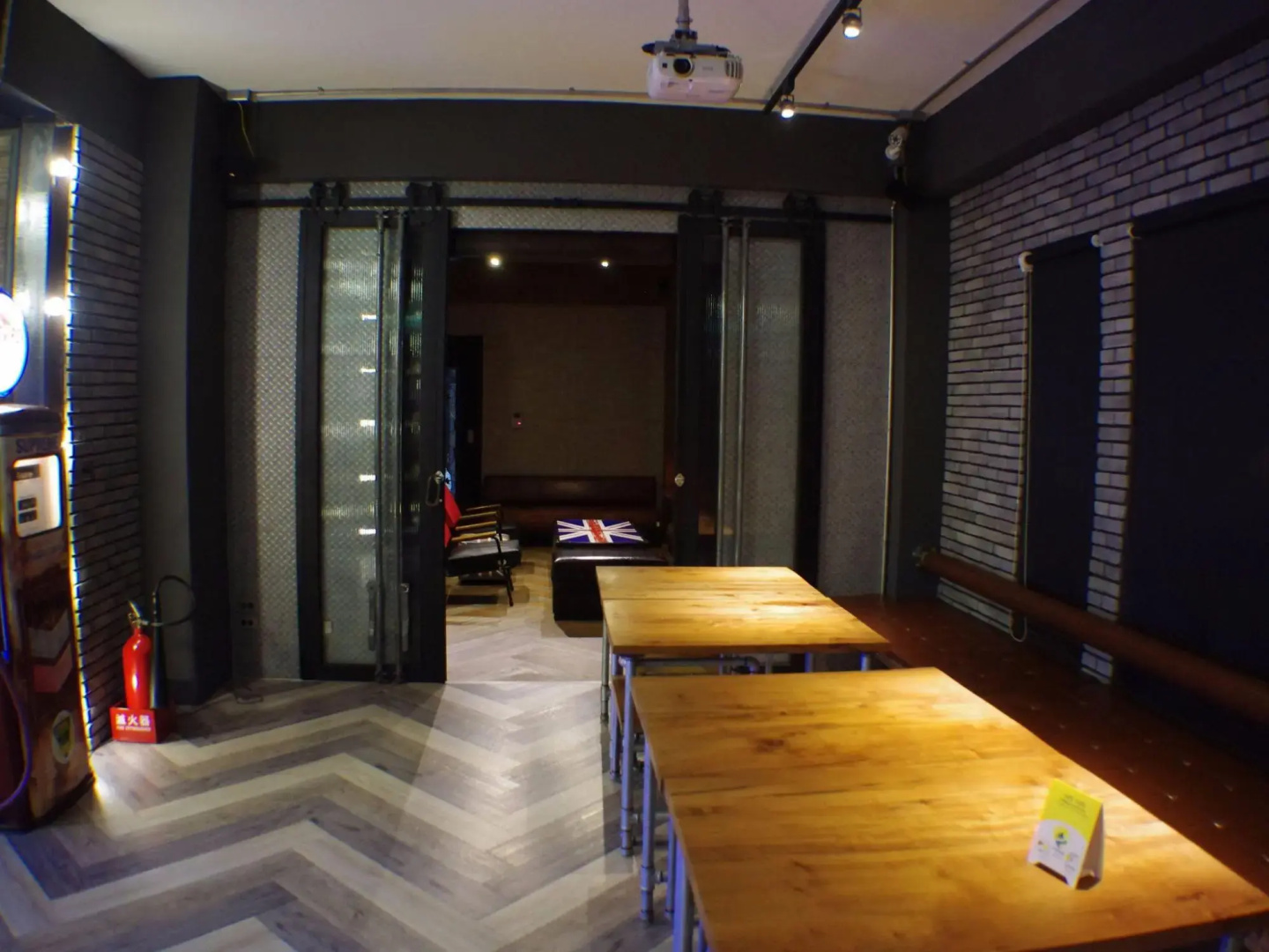 Ji Ye Jing Zhan Bed and Breakfast