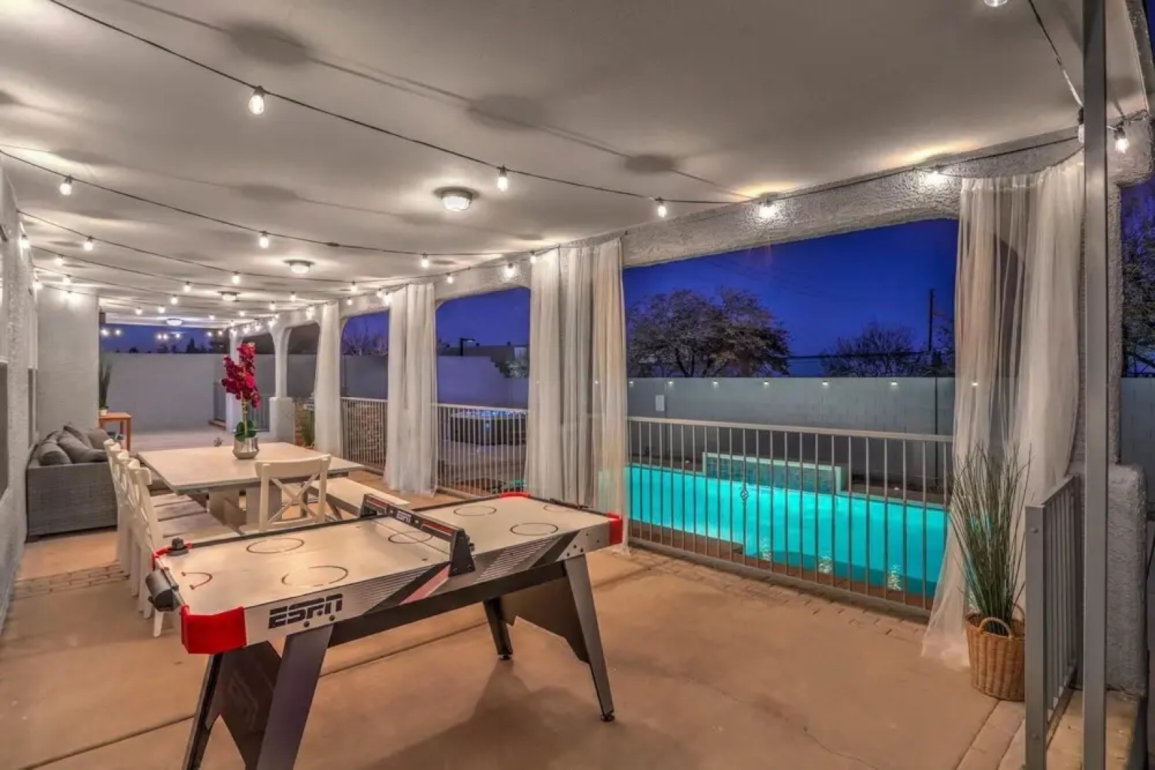 Chateau Sunset - Stunning 4BR 3bth With Private Pool SPA Mountain Views