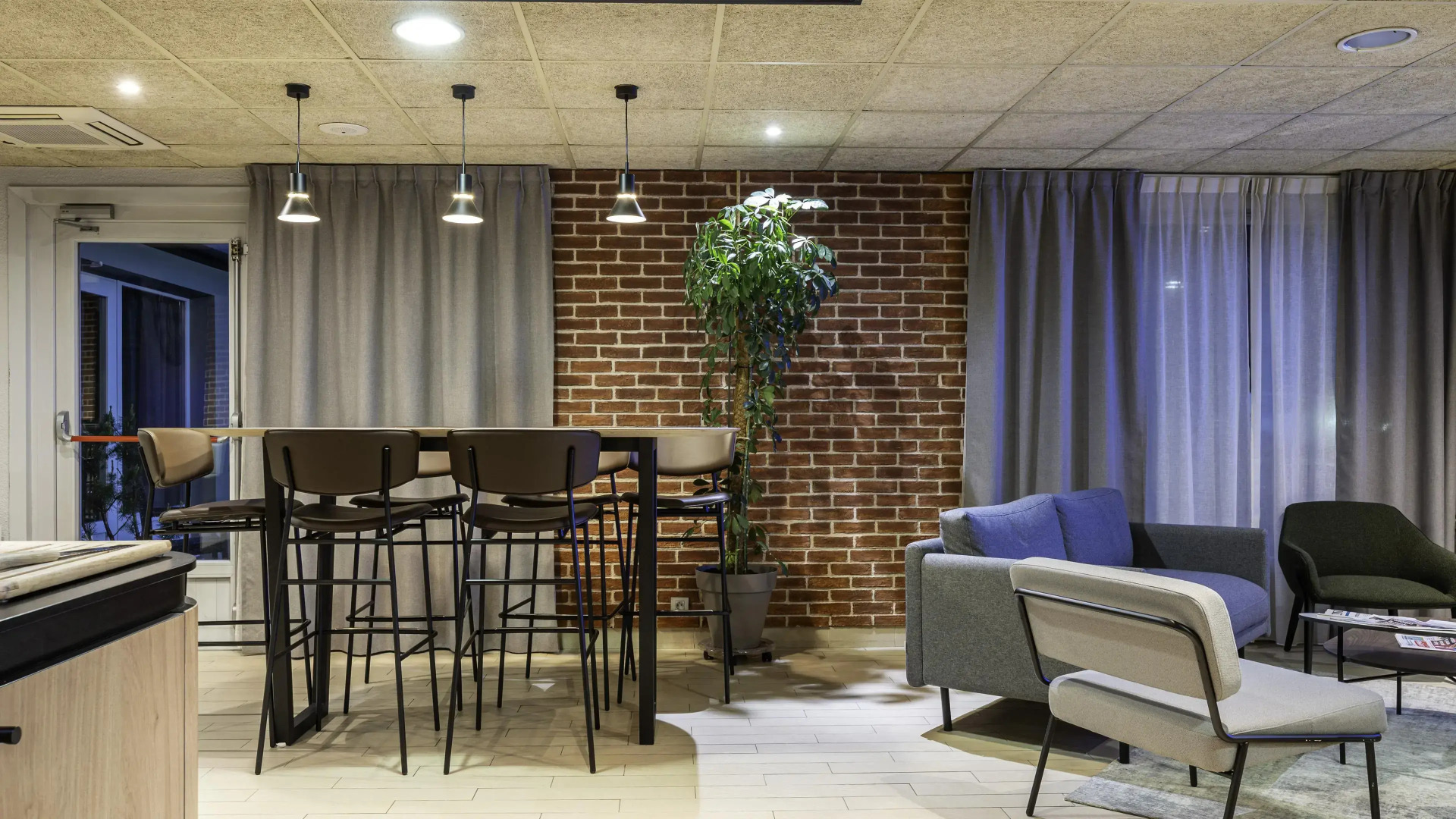 Campanile NATURE - Aix Les Bains