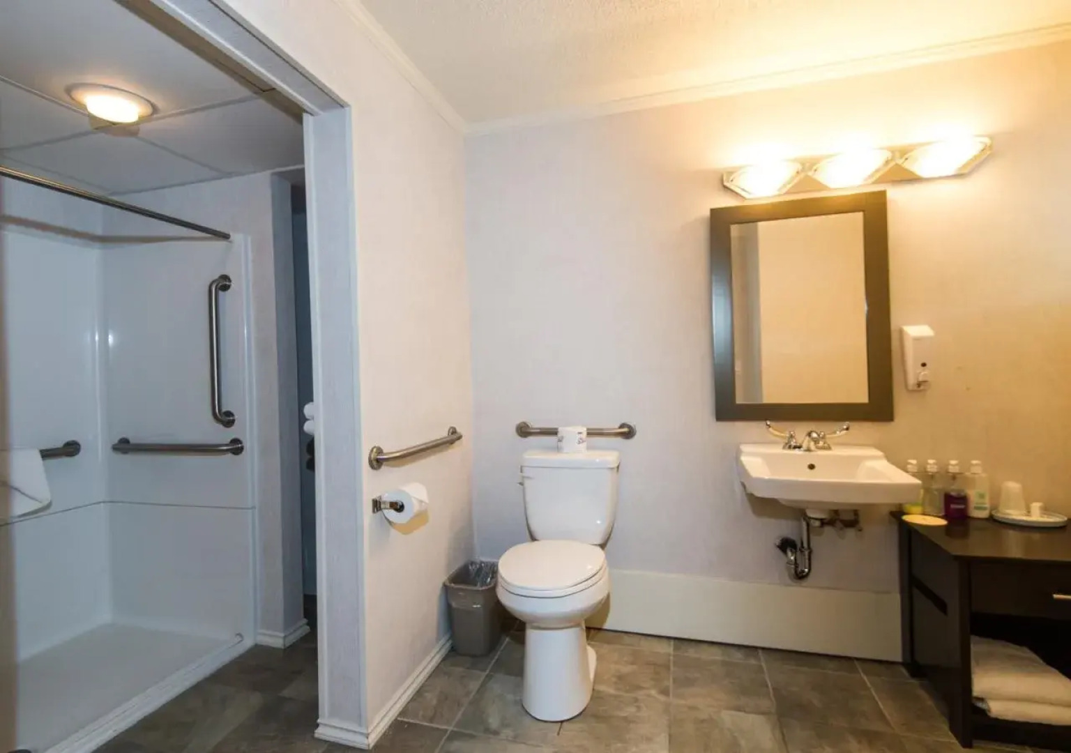 Coast High Country Inn