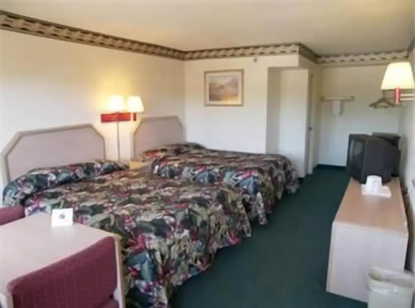 El Dorado Inn Suites