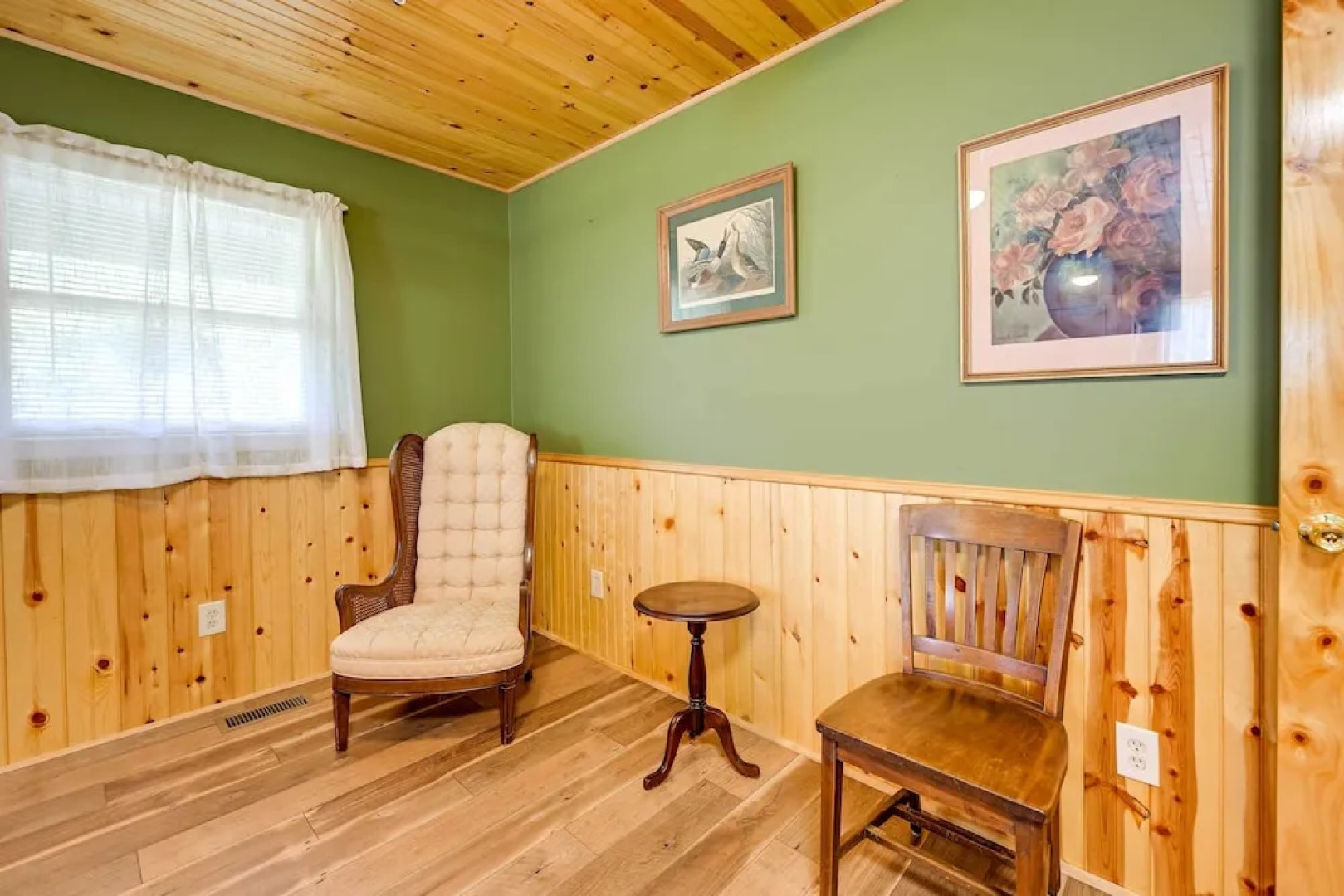 Hot Tub & Fire Pit: Pet-friendly Clayton Escape!