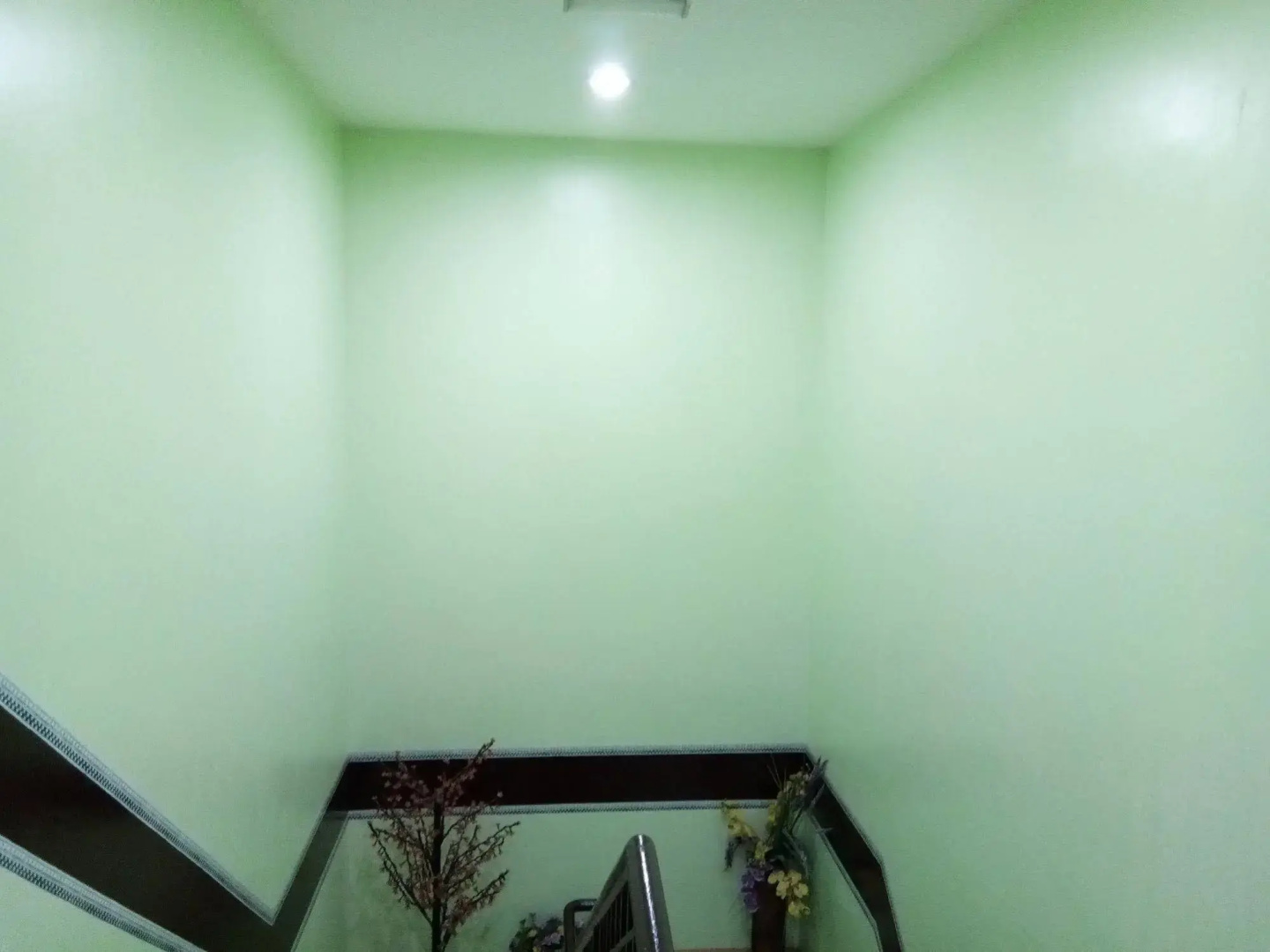 OYO 89407 EZI Hotel