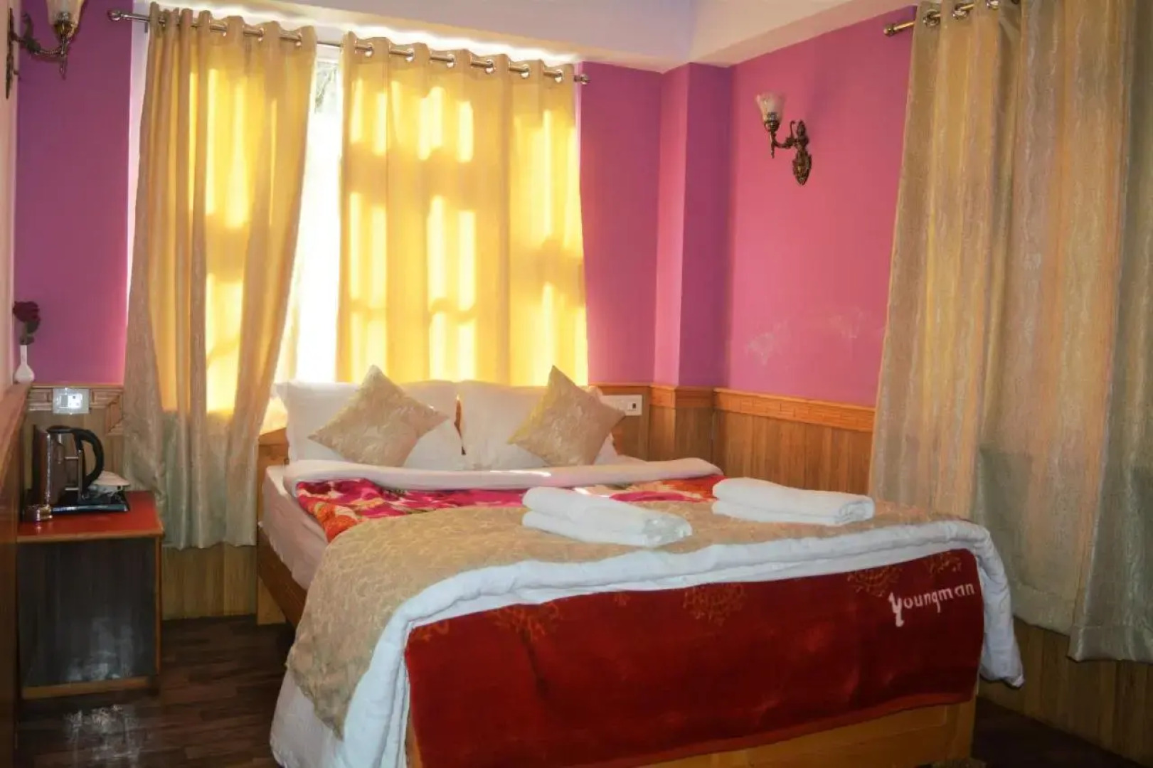 Rufina Lachung De'Crown