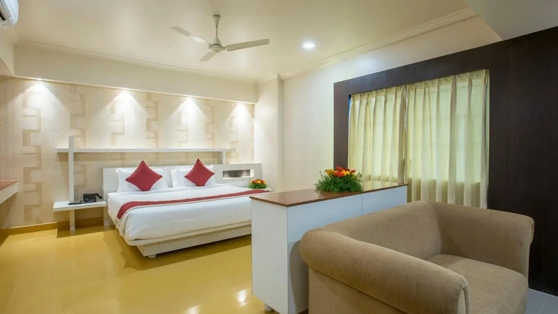 Sai International Hotel