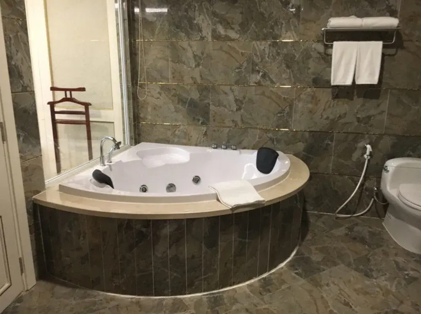 Muong Thanh Luxury Ca Mau Hotel