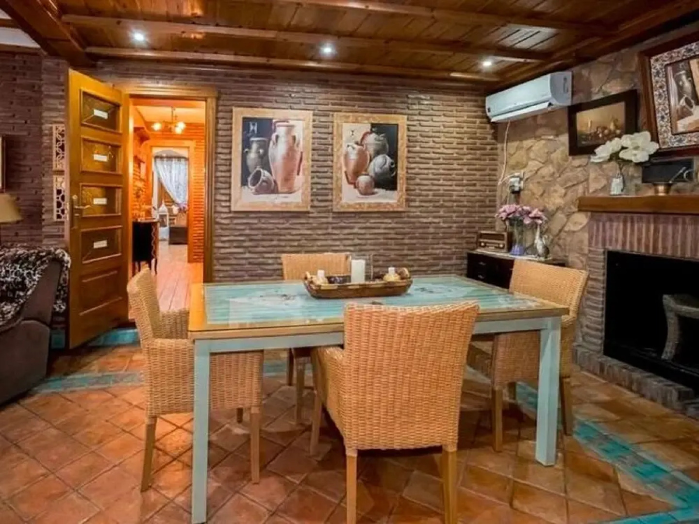 Serene Holiday Home in Padul With Swimming Pool