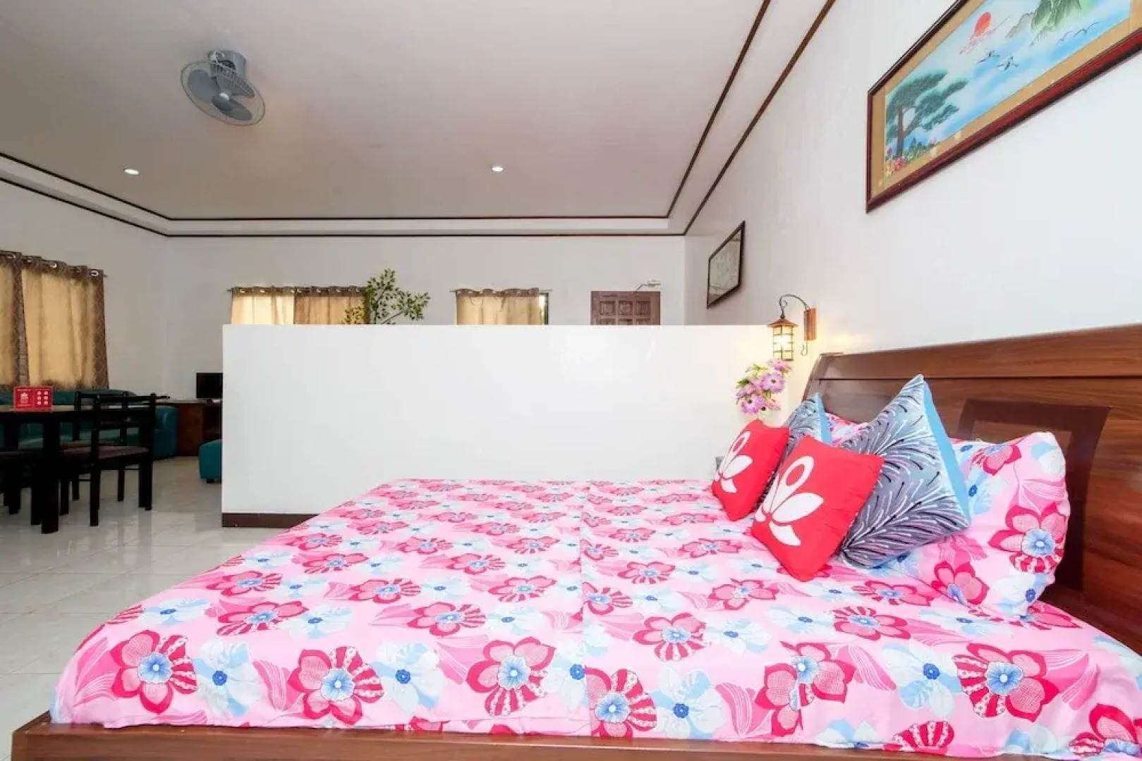 ZEN Rooms Mahogany Upland Dumaguete