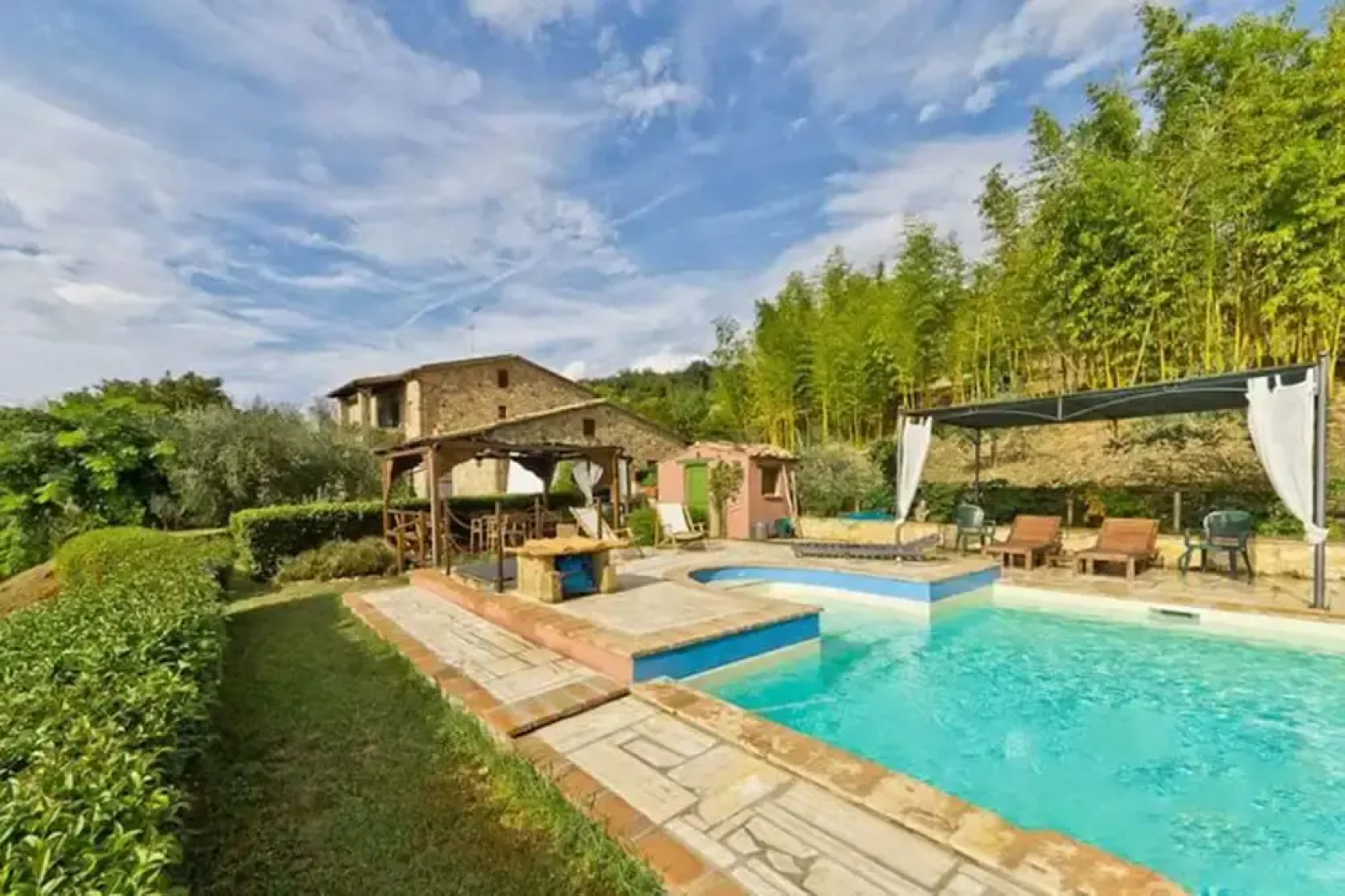 Casale La Pietra Gialla B&B