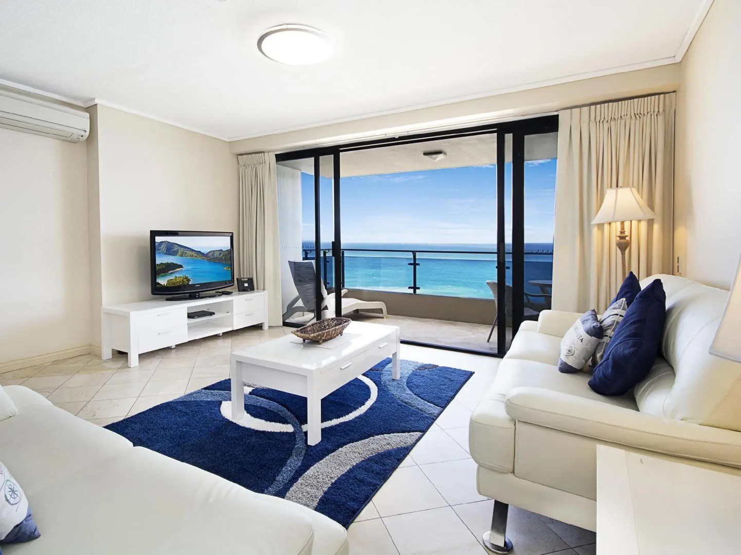 Clubb Coolum Beach Resort
