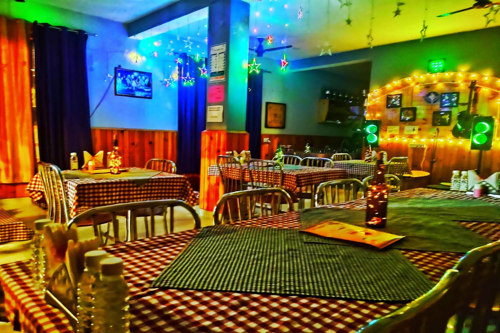 Cafe Saffron & Cottages