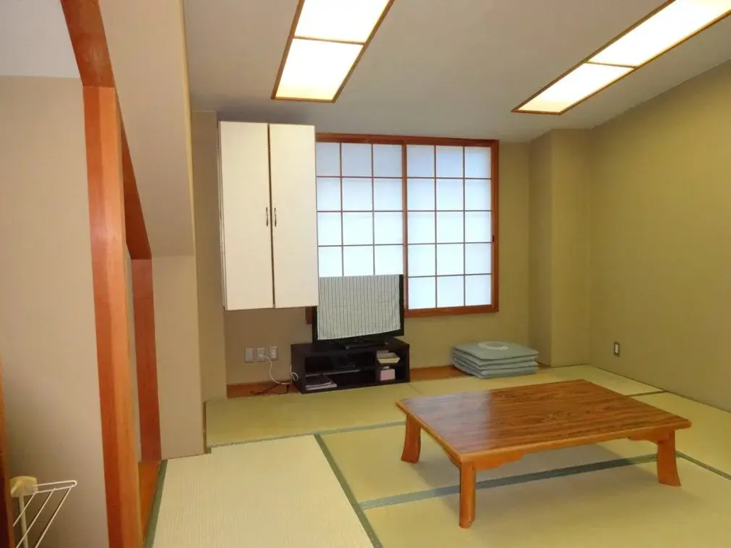 Hachi Kogen Petit Hotel White Wing