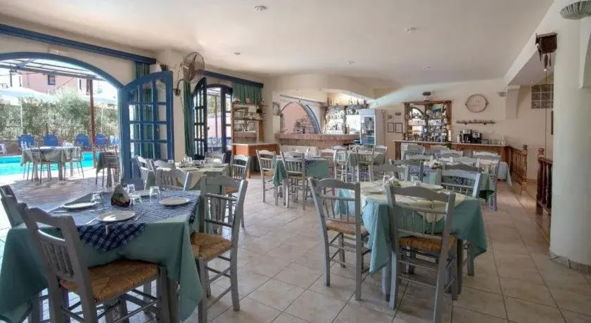 Kleoni Club Hotel & Apartments