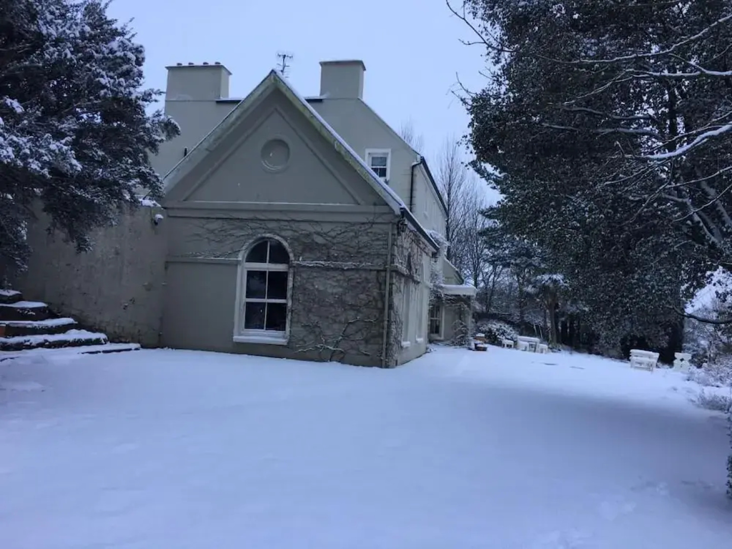 Barnabrow House