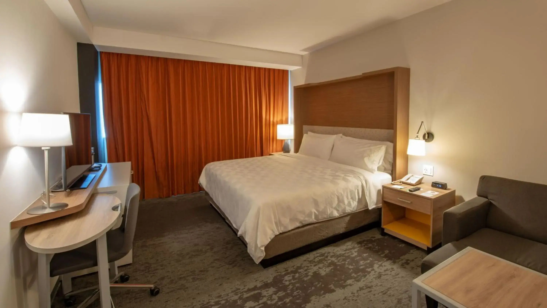Holiday Inn Hotel & Suites Merida La Isla by IHG