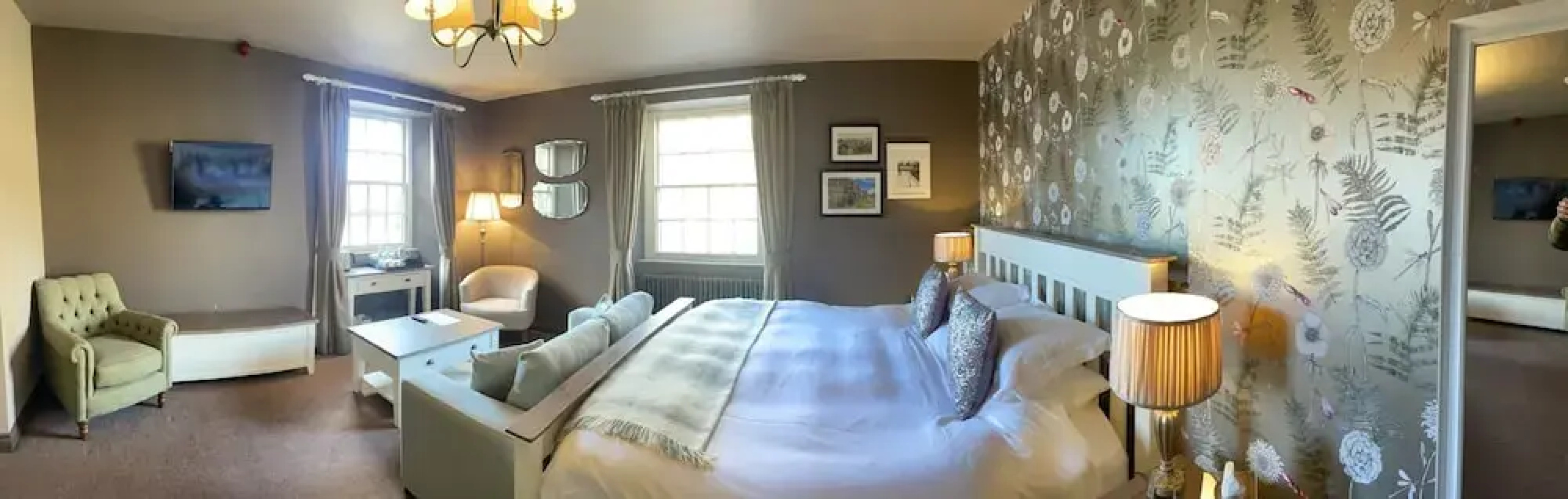 The Plume of Feathers