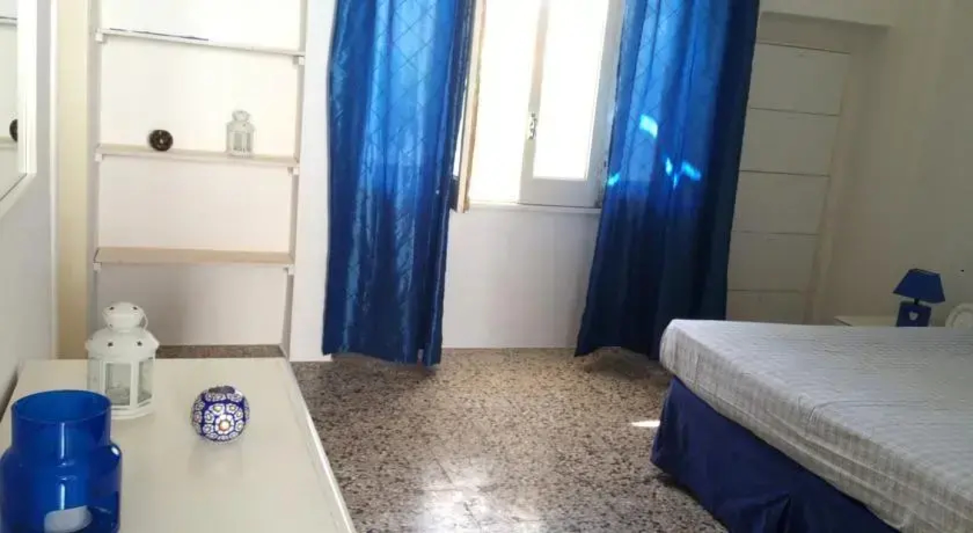Torre Suda Vicino Al Mare