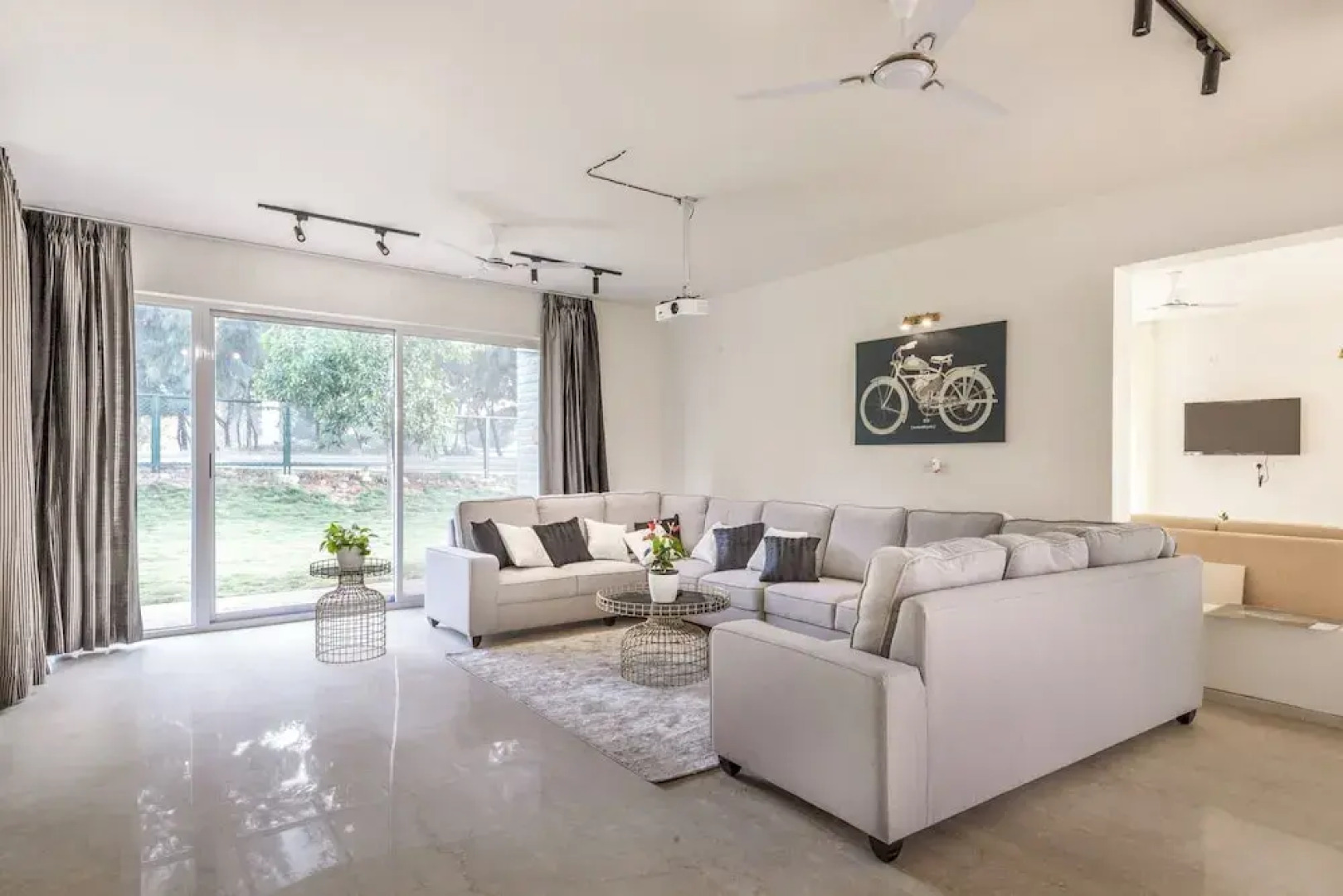 Golf View Home by Stayjade