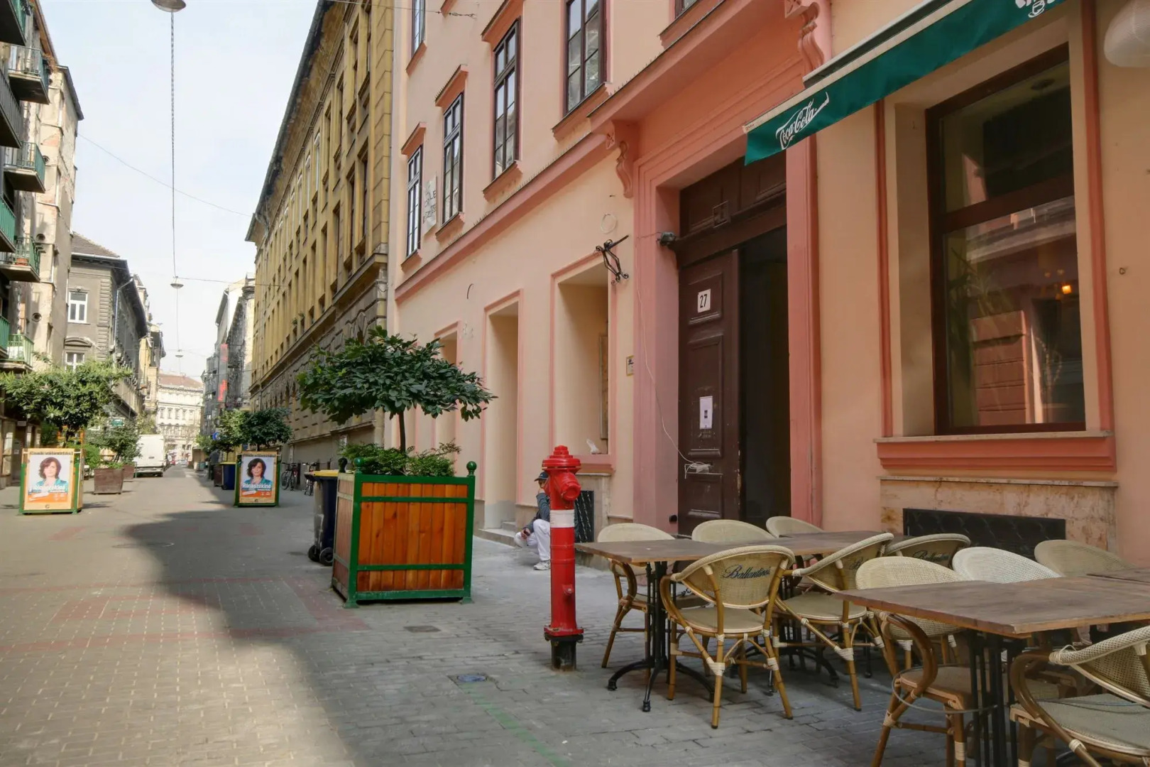 Opera Guesthouse & apartments