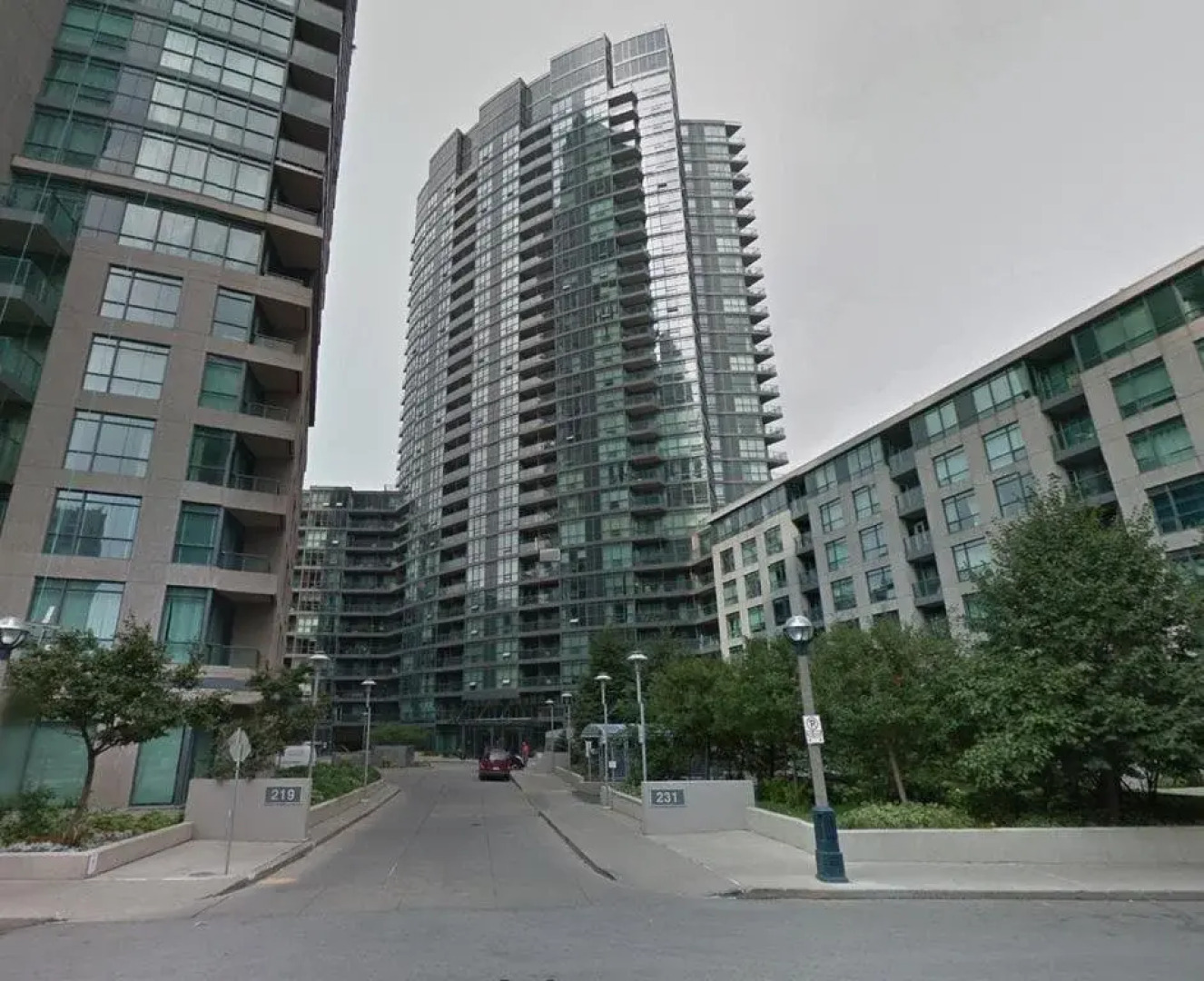 By the Lake Suite - City View