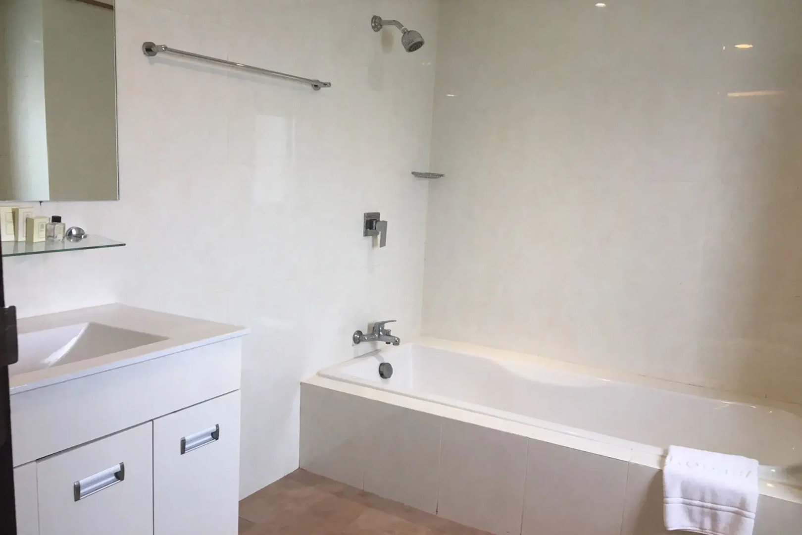 Arcadia Maephim Serviced Apartment