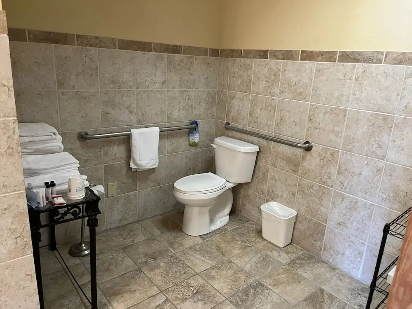 Days Hotel Sutton Flatwoods