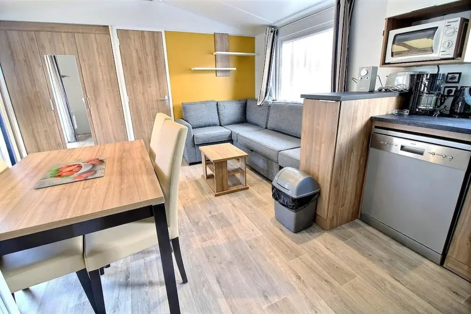 Bungalow With 3 Bedrooms in Onzain, With Shared Pool and Furnished Terrace