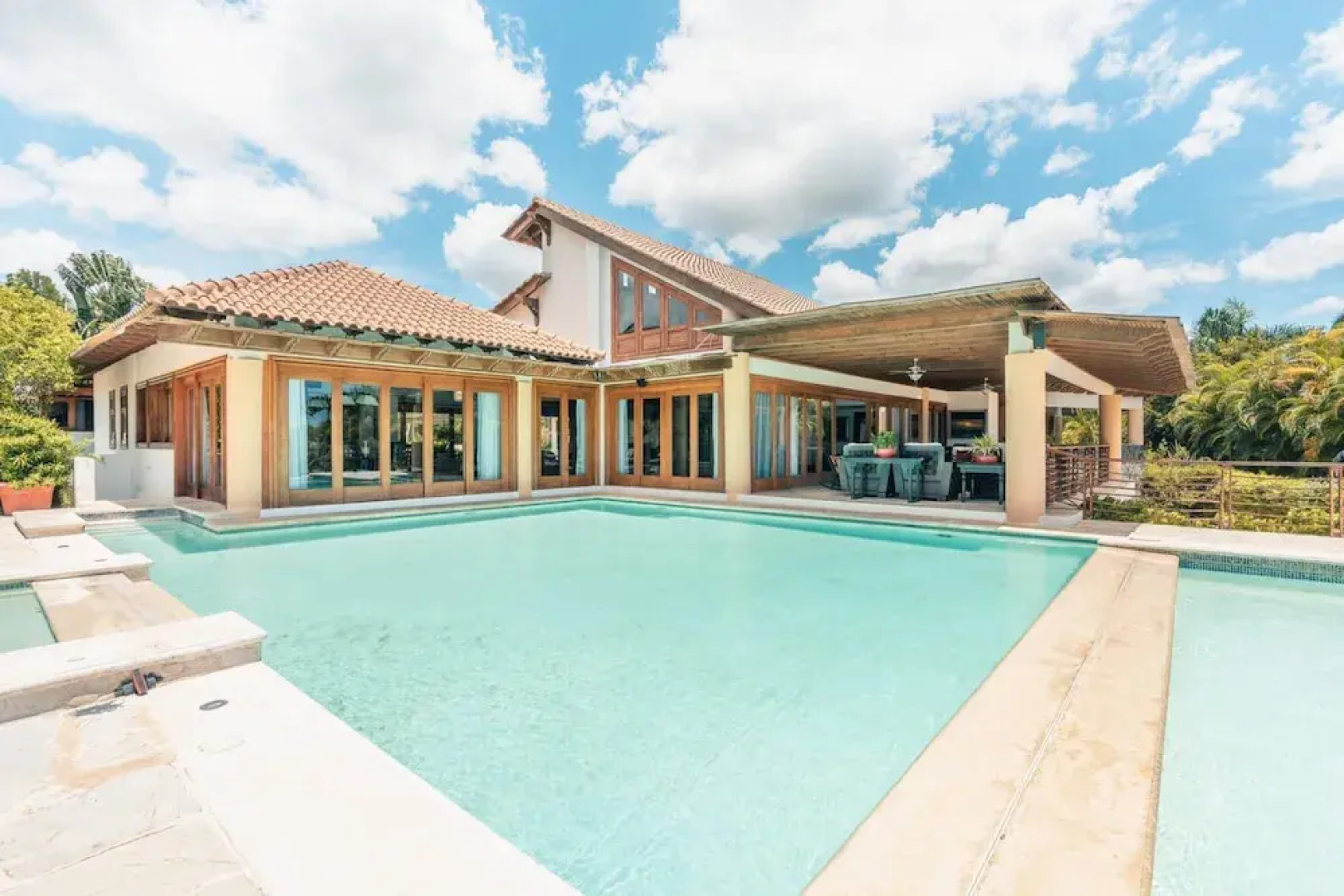 Wonderful Villa w Style at Colinas Casa de Campo