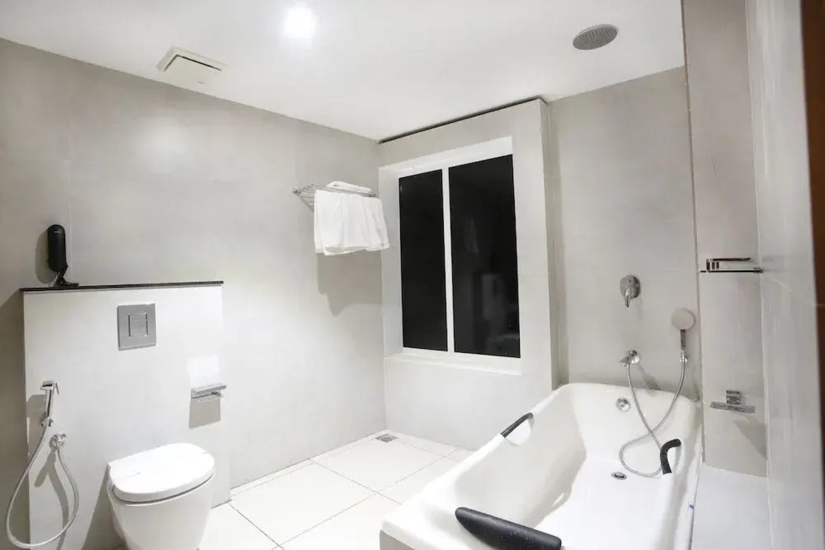 Hotel Navarathna