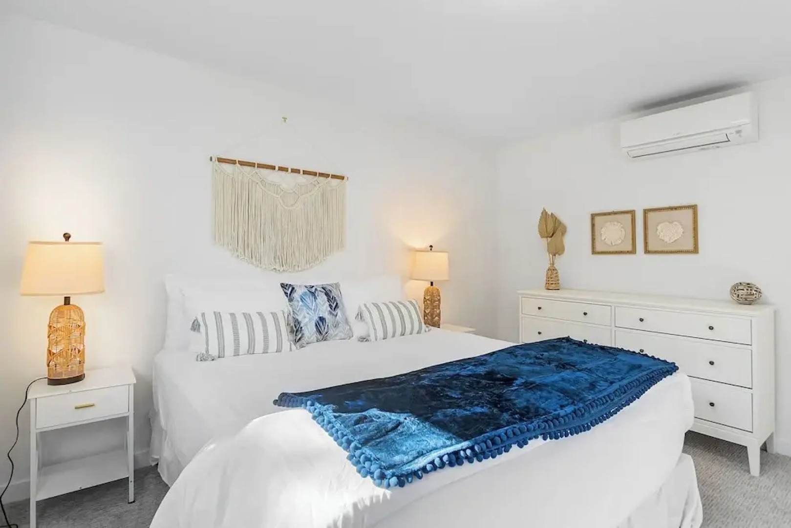 Peaceful Island Getaway Port Susan views