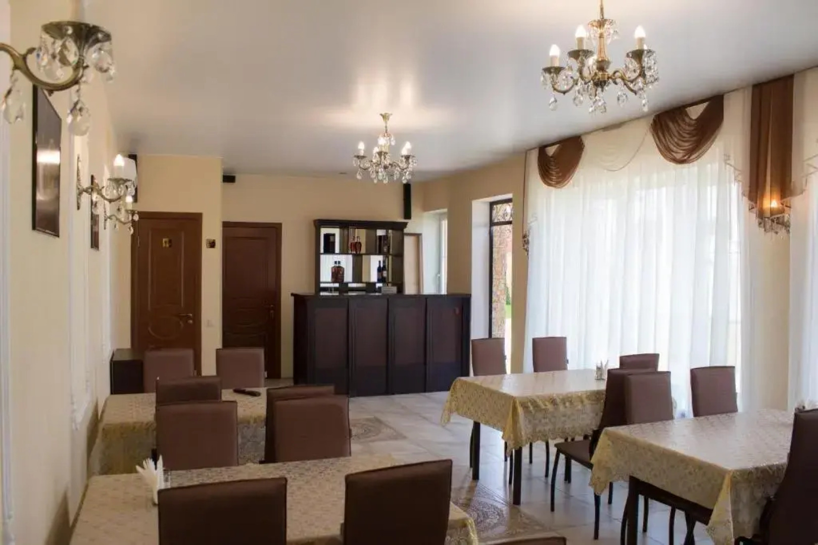 Отель «Шарм»