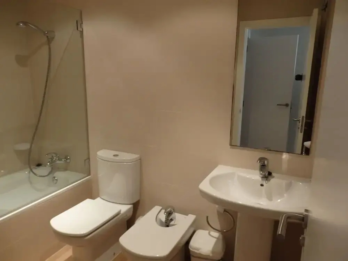 Apartment in Beautiful Urbanization With Lovely Terrace and Swimming Pool