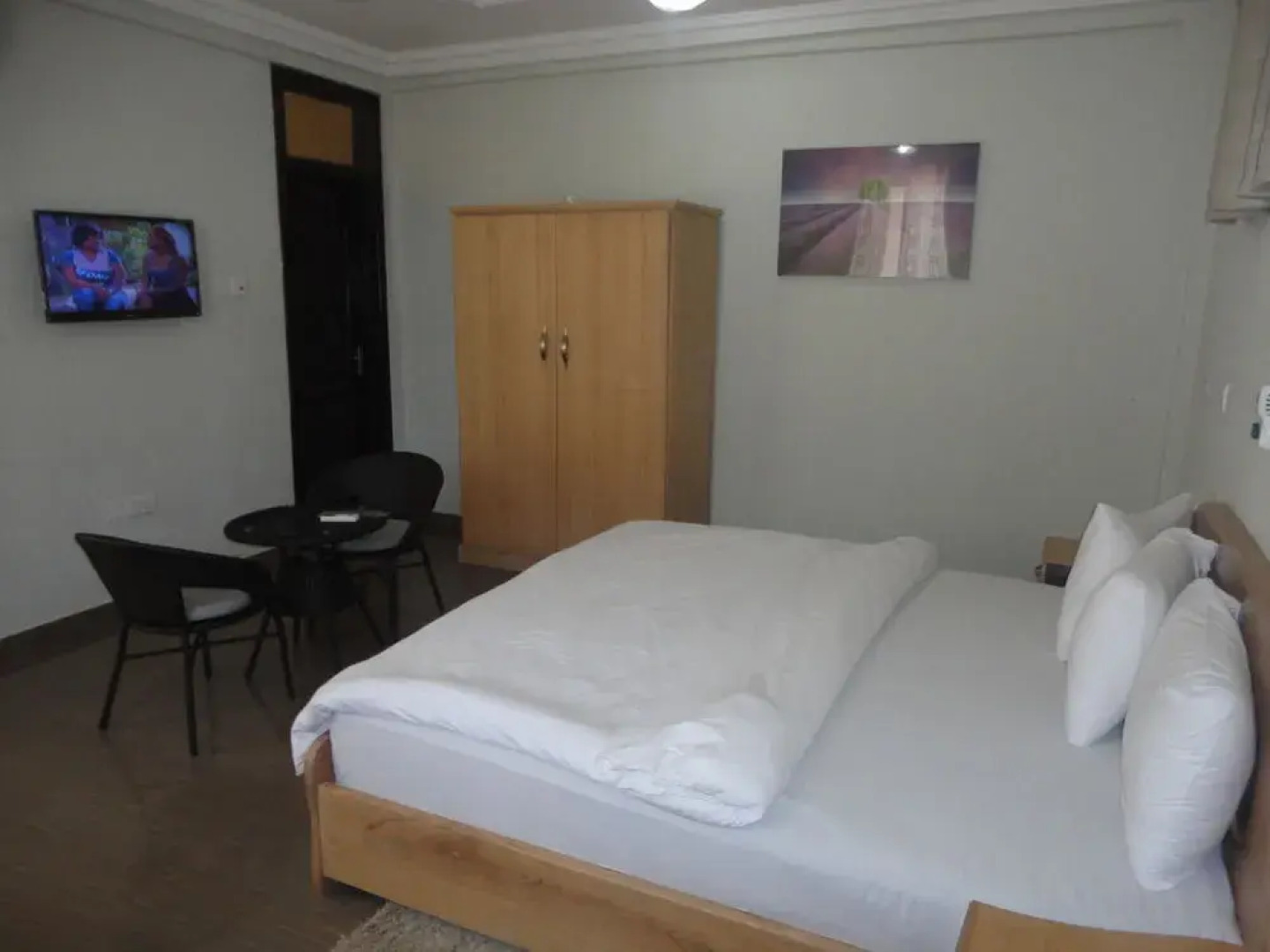 Tenack Beach Resort & Hotel