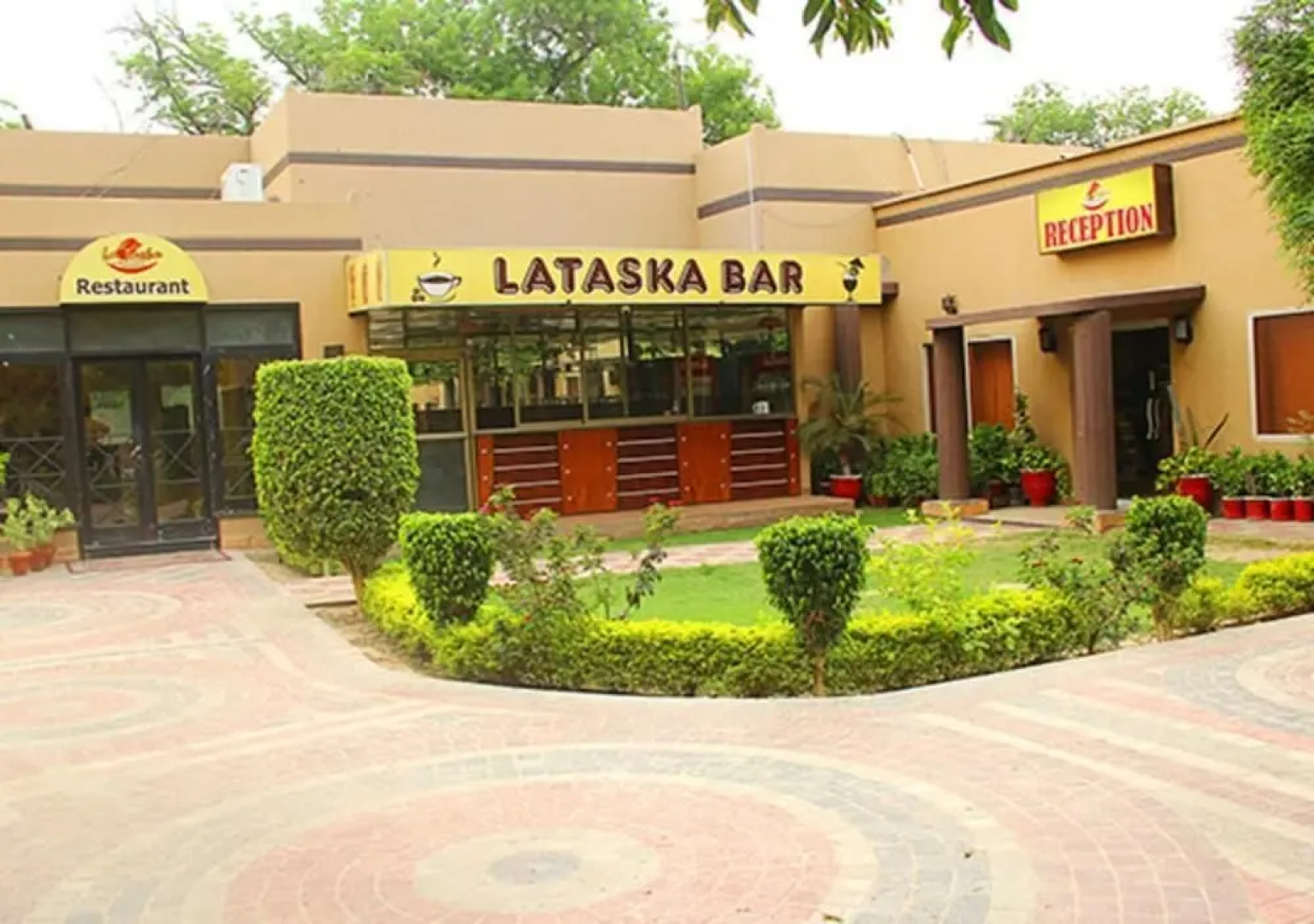 La-Taska Motel