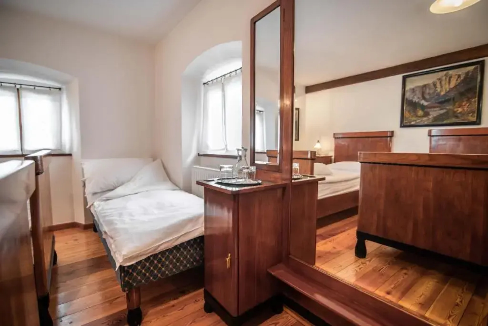 Dvor Jezeršek Brnik