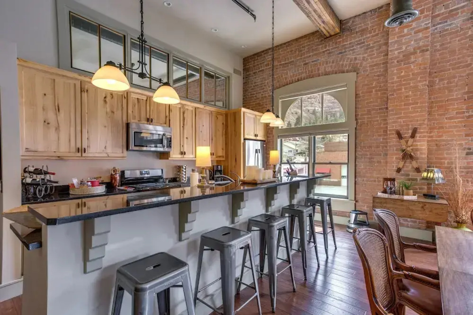 Updated Rustic-chic Condo on Ouray's Main Street!