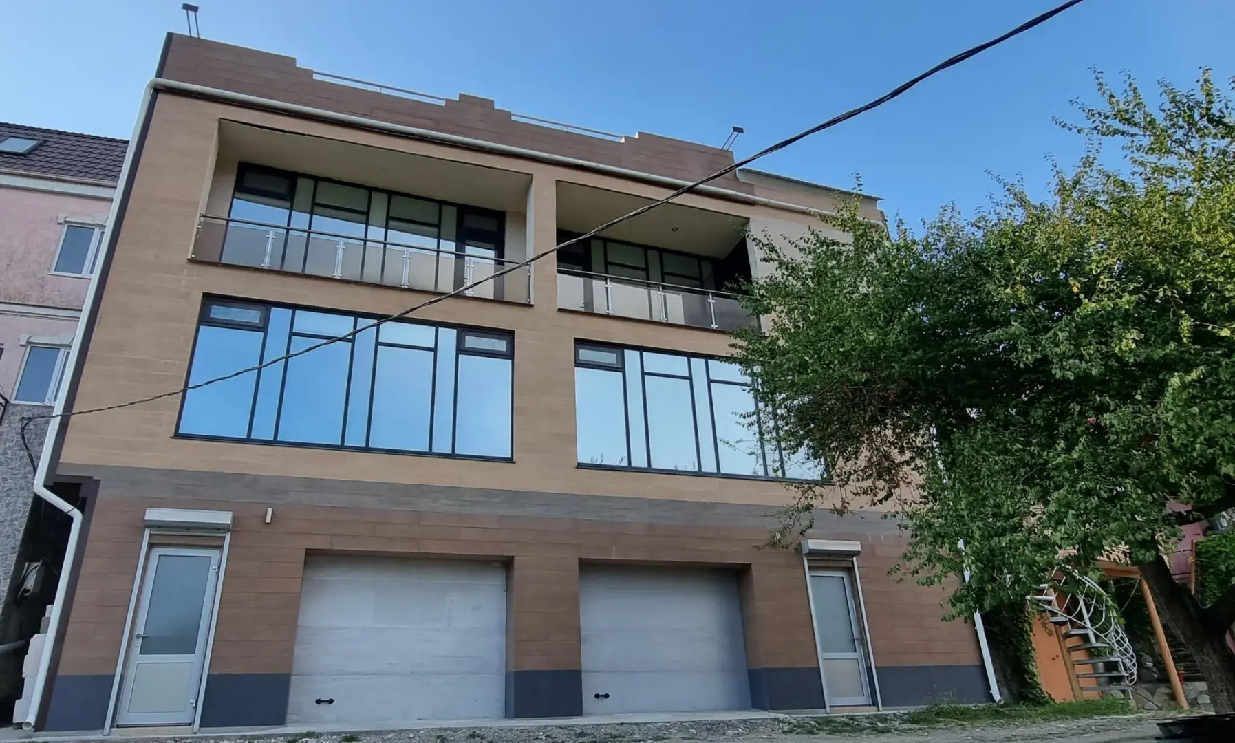 Таунхаус с панорамной крышей