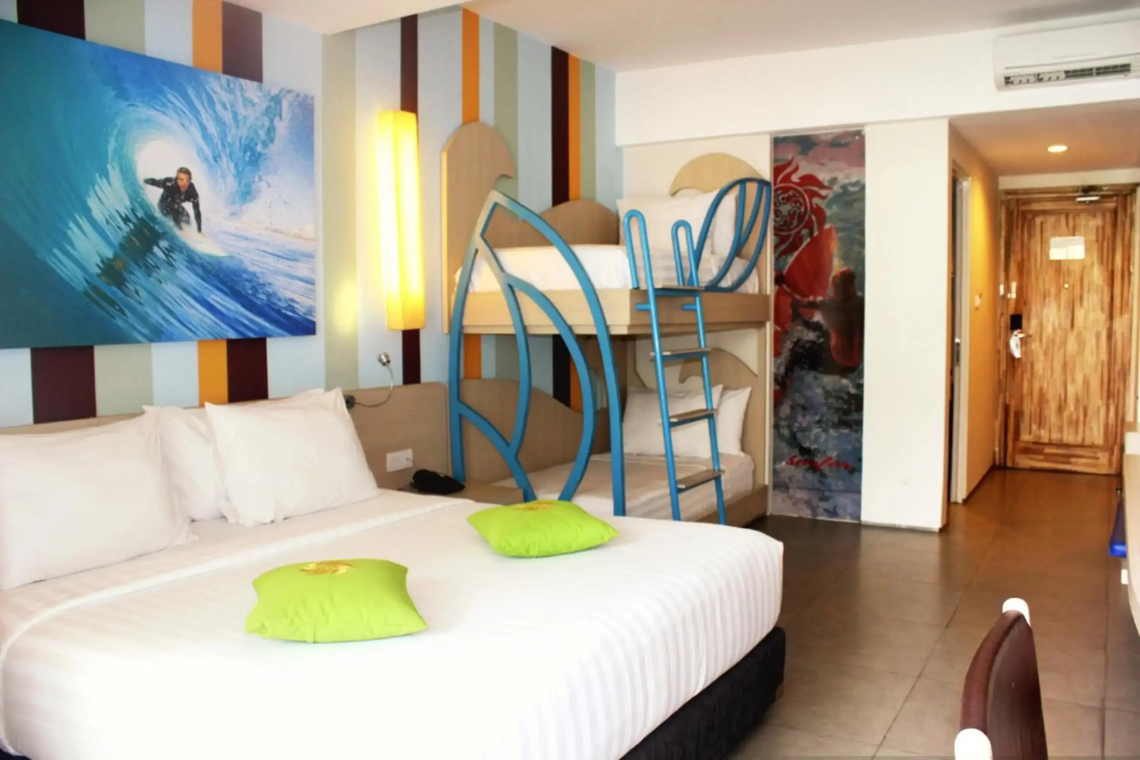 Bliss Surfer Hotel Legian