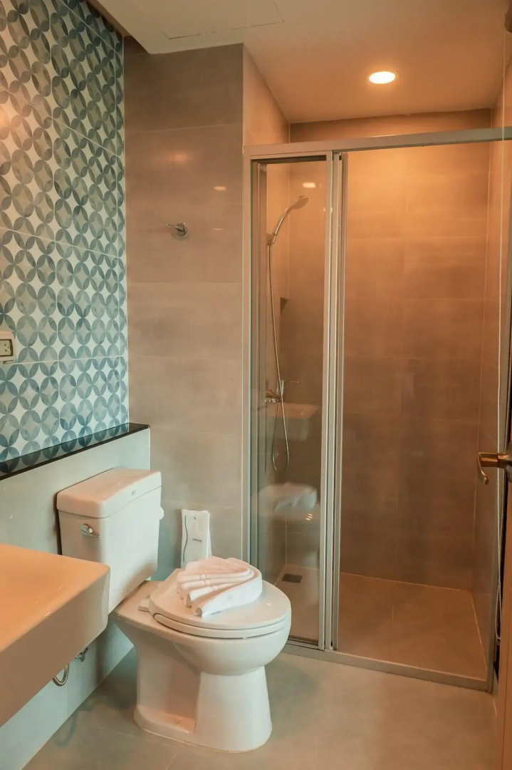 Le Lert Hotel Ratchaburi