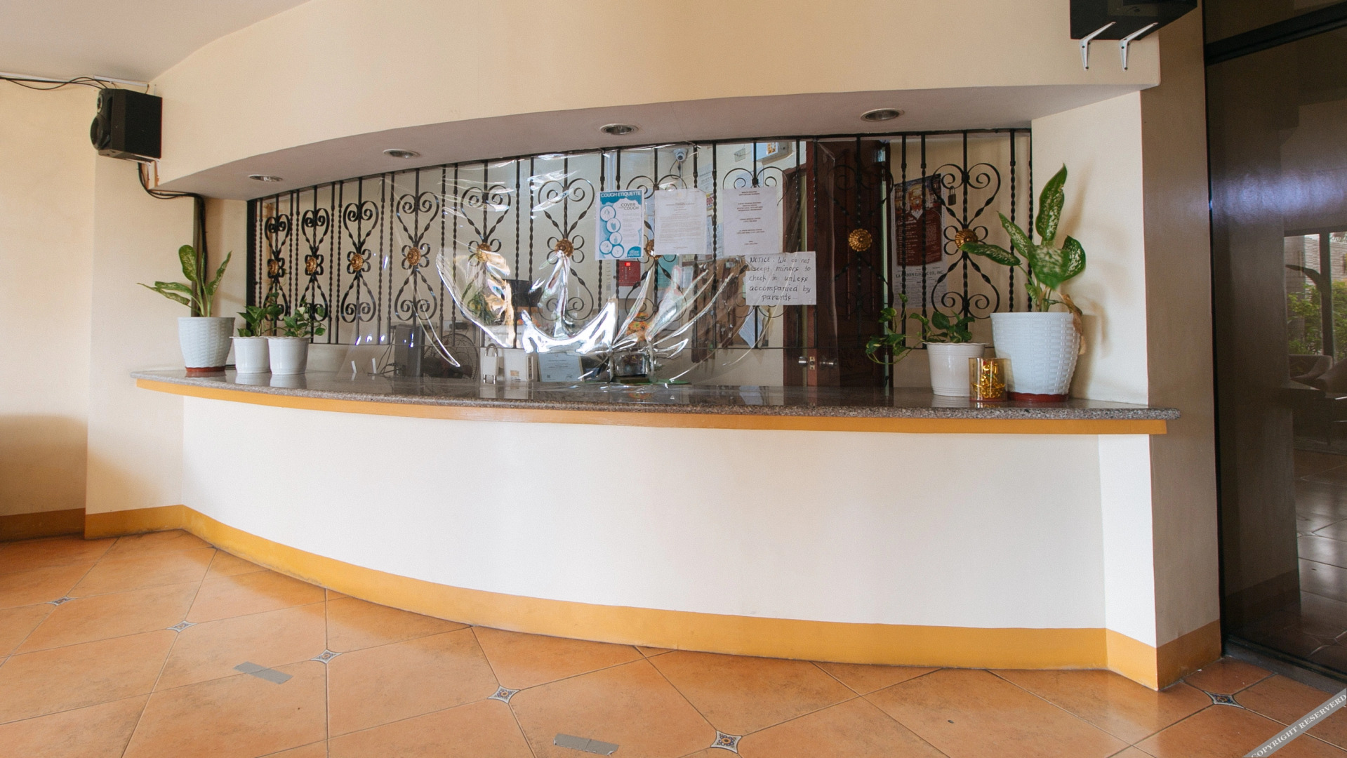 Reddoorz @ Golden Park Inn La Union