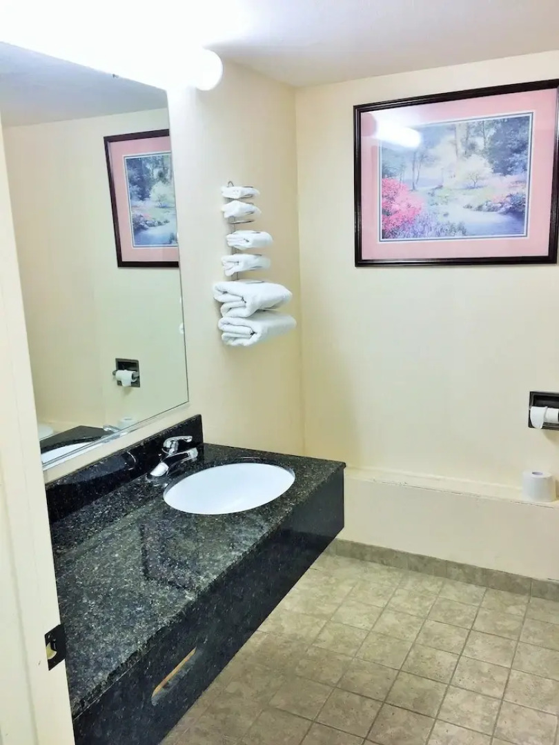 Tollway Inn of Beloit