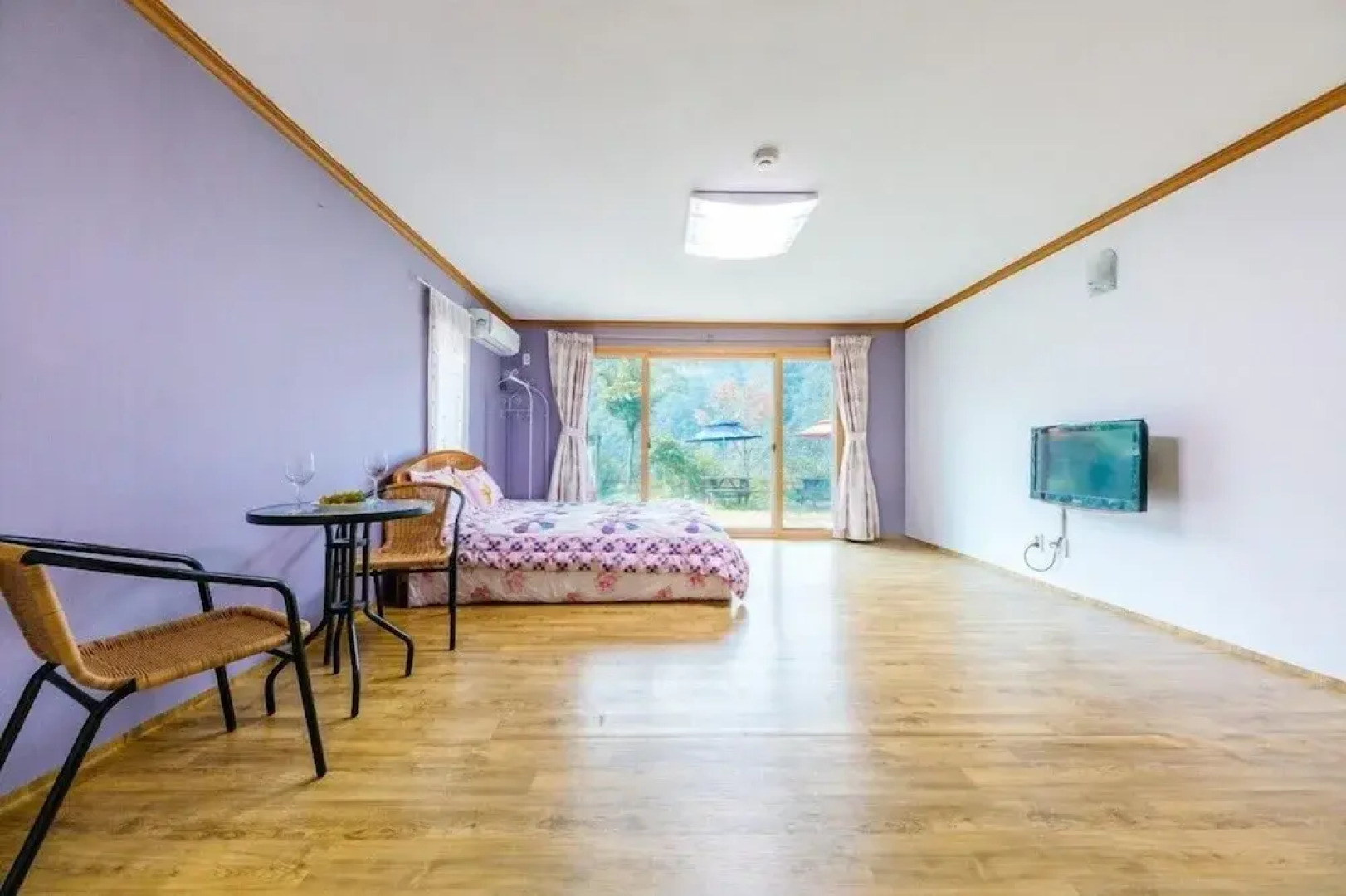 Youngwol Cloud Garden Pension