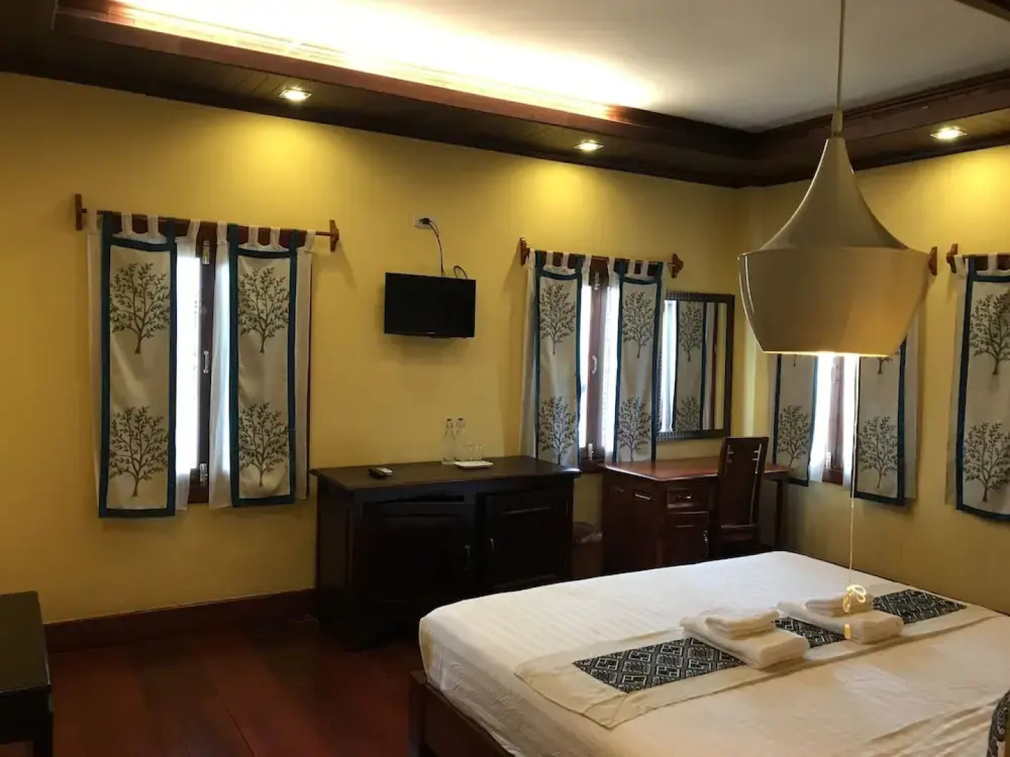 Mekong Riverside Lodge