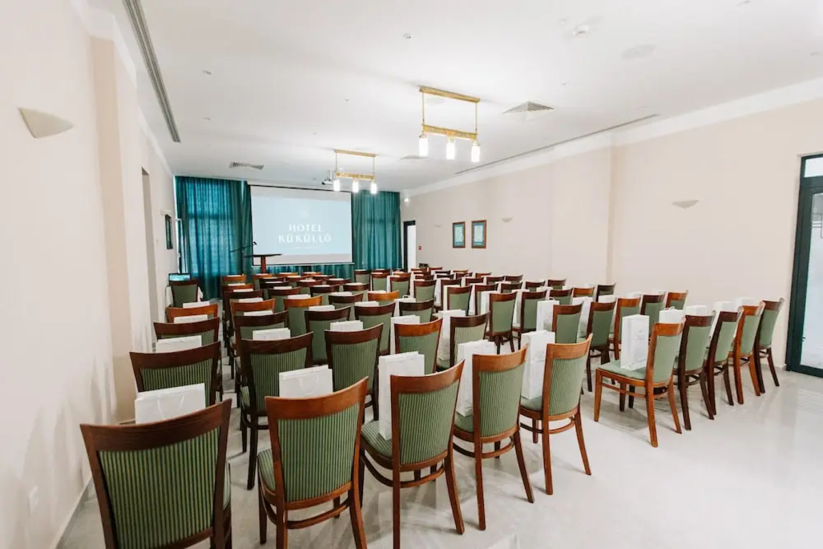 Hotel Kukullo Tarnava