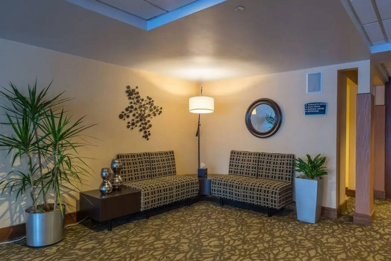 Ramada by Wyndham Milwaukee