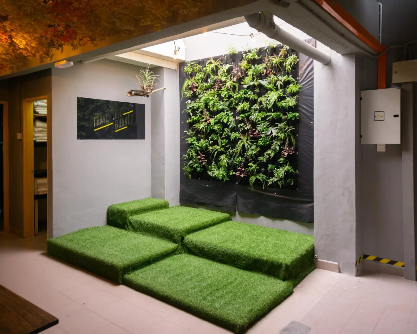 Traveller Bunker Hostel 1