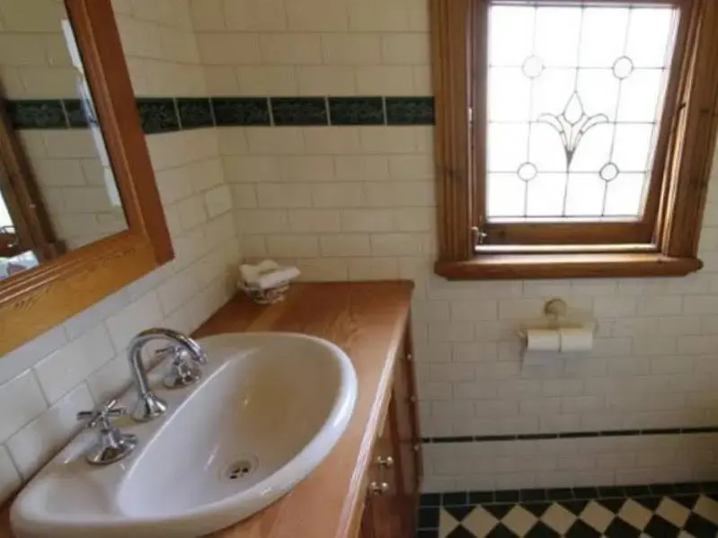 207 on High Accommodation