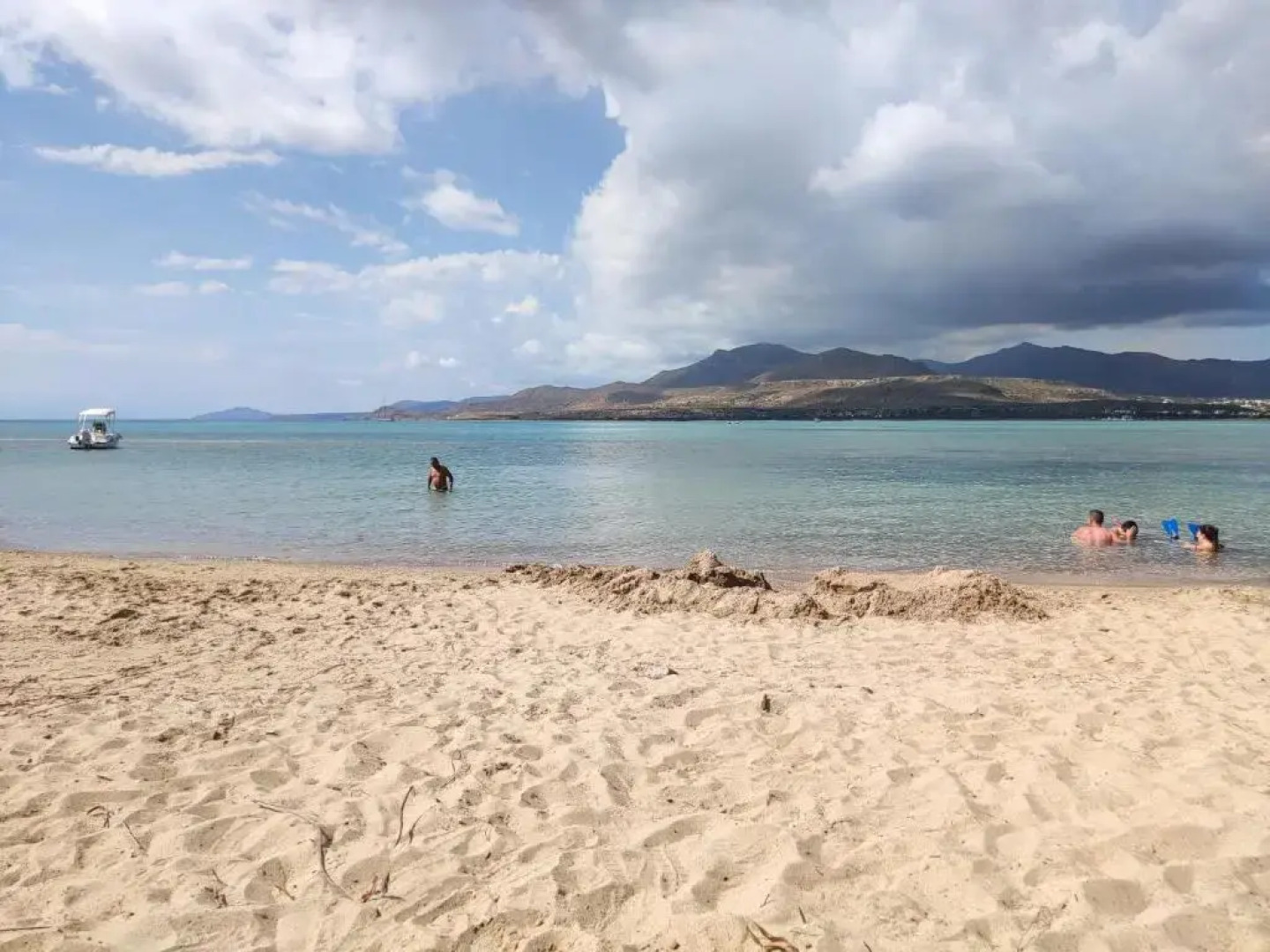 Bahia- apartment by the sea,close to cedar forest!