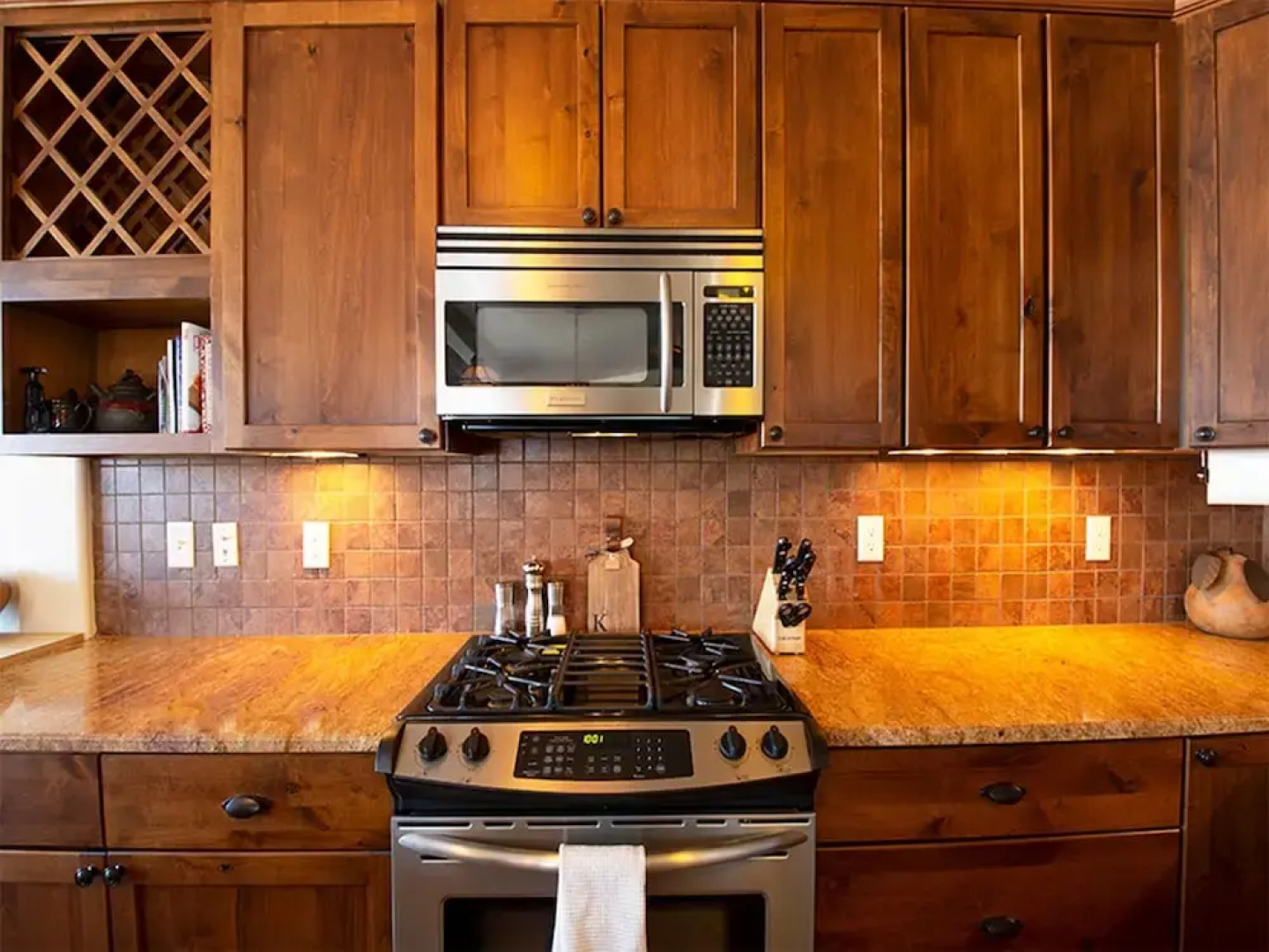 Cozens Pointe Building A Unit 302