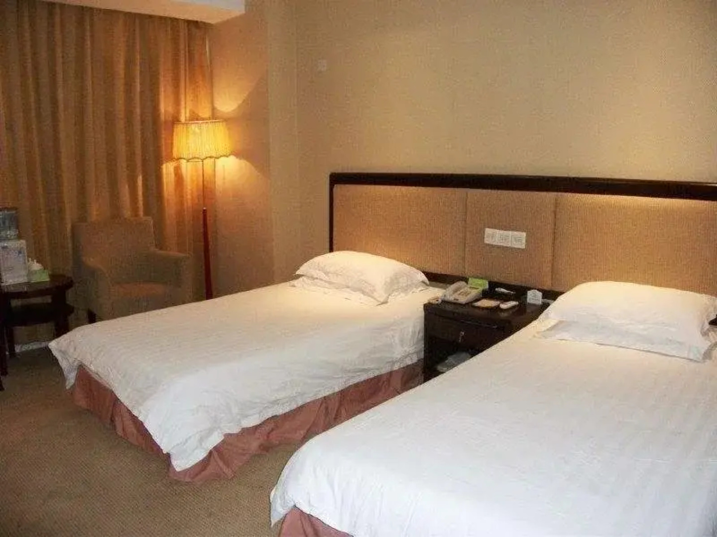 Zaozhuang Grand Hospitality Hotel